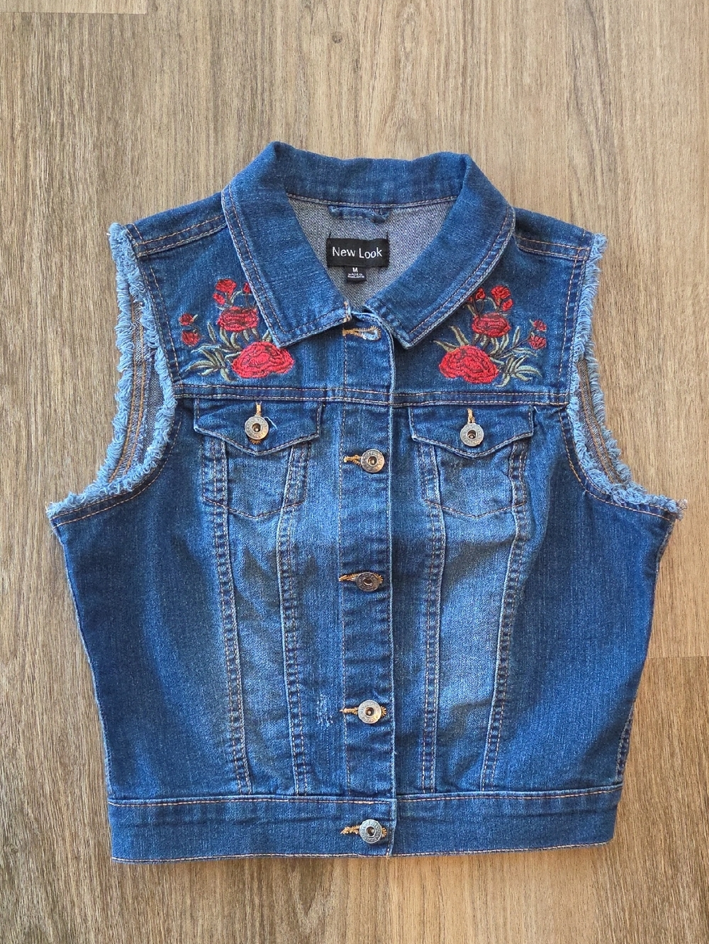 New Look Blue Denim Sleeveless Jacket with Red Rose Embroidery Size Medium